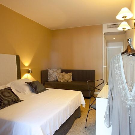 Hotel Mediterraneo Suite&Residence ليدو دي يسولو المظهر الخارجي الصورة