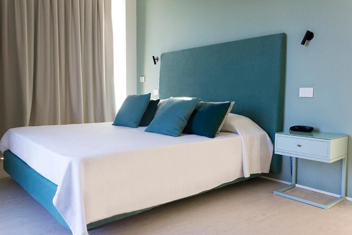 Hotel Mediterraneo Suite&Residence ليدو دي يسولو المظهر الخارجي الصورة