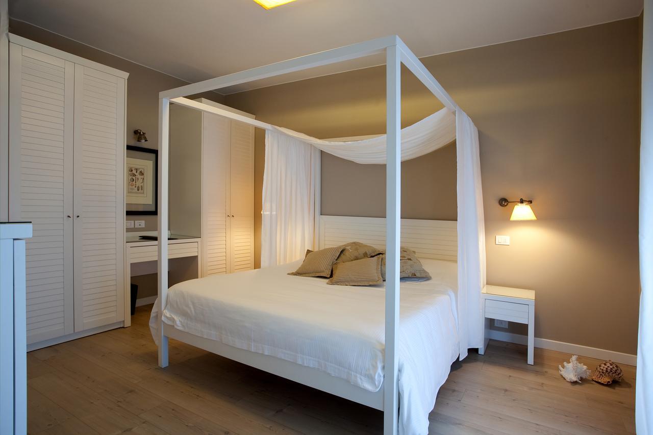 Hotel Mediterraneo Suite&Residence ليدو دي يسولو المظهر الخارجي الصورة