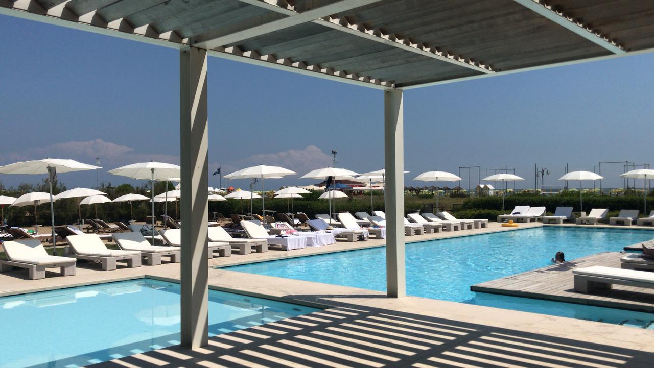 Hotel Mediterraneo Suite&Residence ليدو دي يسولو المظهر الخارجي الصورة
